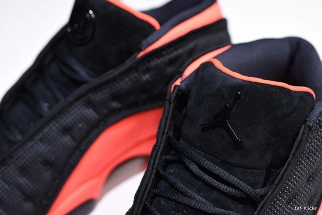1st Kicks Shoes 13 Air AT3102-006 Low Infrared x Jordan Black Clot 0701
